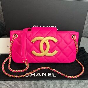 CHANEL CC baguette lambskin RARE